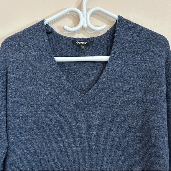 Blue V-Neck Sweater Dress (new) Size XS - Picture 3 of 5